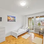 Home2stay Wifi Smart Tv Parking
